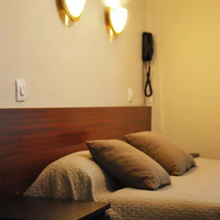 艾文莉容基耶尔酒店 酒店