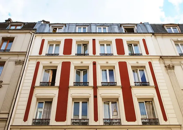 Avenir Jonquiere * Paris
