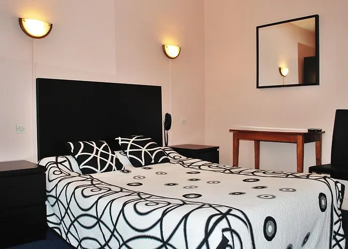 Hotel Avenir Jonquiere *