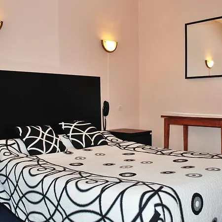 Hotell Avenir Jonquiere *
